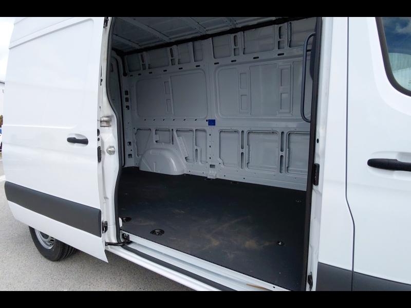 Image MERCEDES-BENZ Sprinter Fg 312 eSprinter 39 3T5 3 batteries