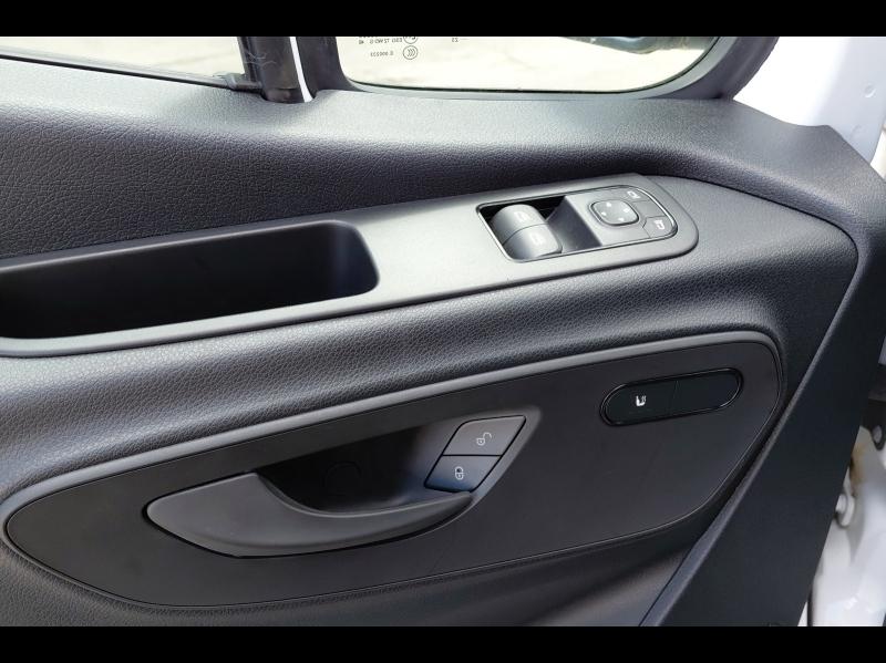 Image MERCEDES-BENZ Sprinter Fg 312 eSprinter 39 3T5 3 batteries