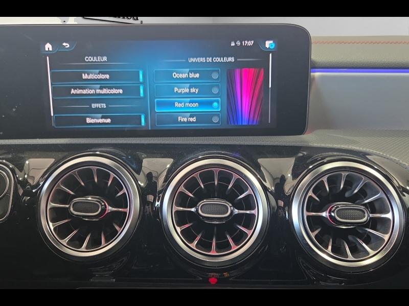 Image MERCEDES-BENZ CLA Shooting Brake 200 d 150ch AMG Line 8G-DCT 8cv