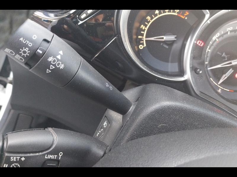 Image DS DS 3 PureTech 110ch So Chic S&S