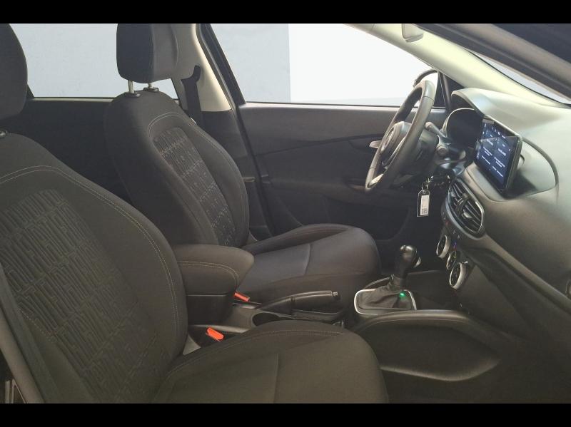 Image FIAT Tipo Cross SW 1.5 FireFly Turbo 130ch S/S (RED) Hybrid DCT7 MY22