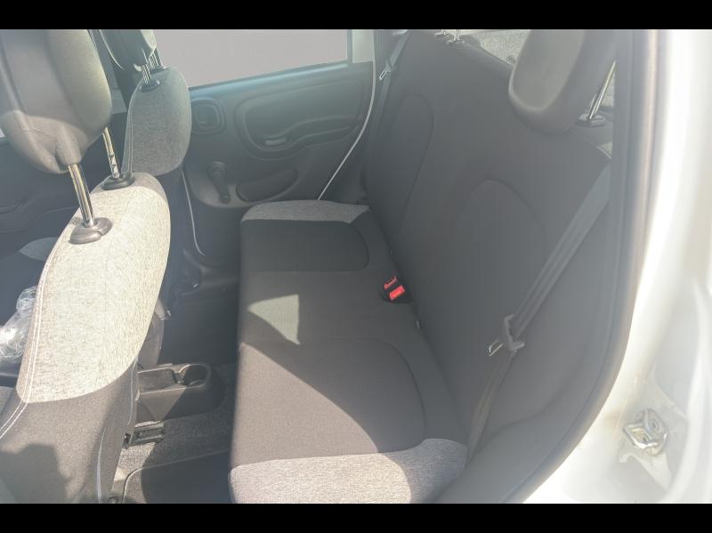 Image FIAT Panda 1.0 70ch BSG S&S City Cross Plus (Juin2021)