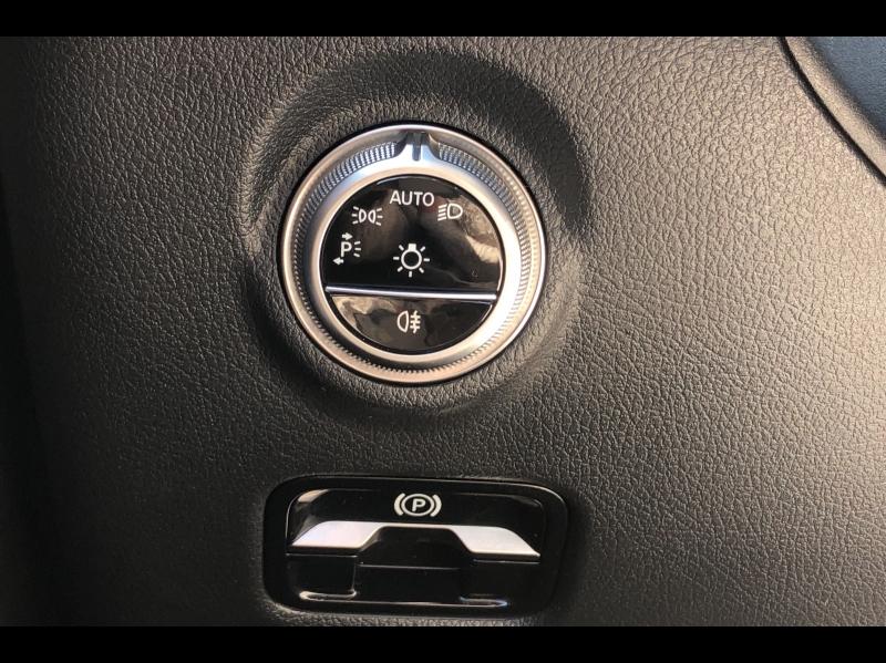 Image MERCEDES-BENZ Classe C 220 d 197ch AMG Line