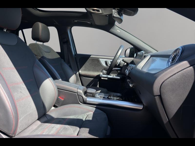 Image MERCEDES-BENZ GLA 200 163ch AMG Line 7G-DCT