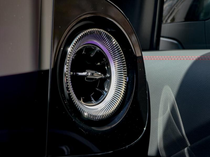 Image MERCEDES-BENZ GLB 250+ EQ 272ch Limited Edition