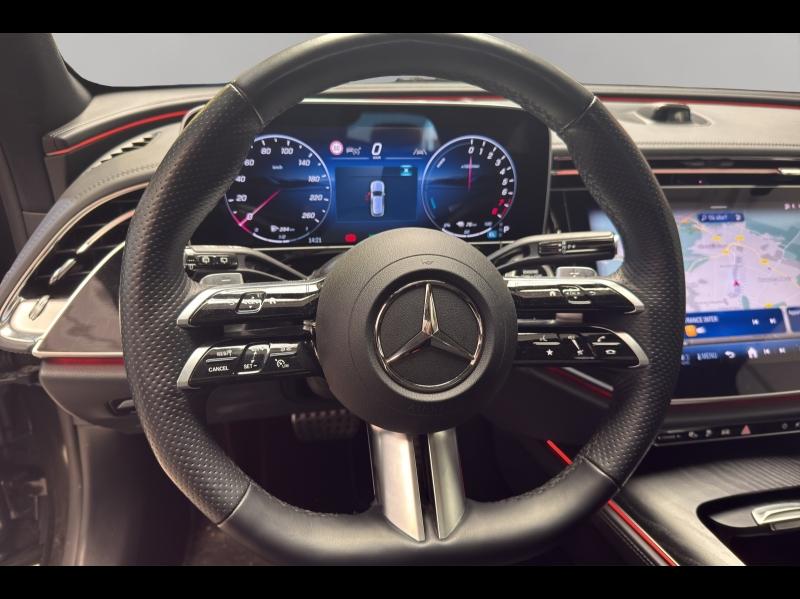 Image MERCEDES-BENZ Classe E Break 300 e Hybrid EQ 204+129ch AMG Line 9G-Tronic