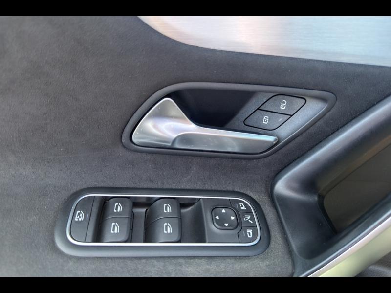 Image MERCEDES-BENZ CLA Shooting Brake 200 163ch AMG Line 7G-DCT