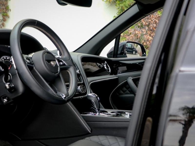 Image BENTLEY Bentayga 3.0 V6 439ch