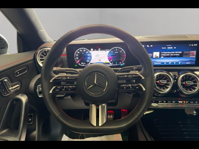 Image MERCEDES-BENZ CLA 200 d 150ch AMG Line 8G-DCT
