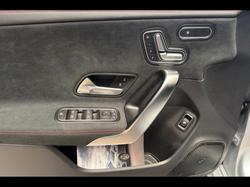 Image MERCEDES-BENZ CLA 200 d 150ch AMG Line 8G-DCT