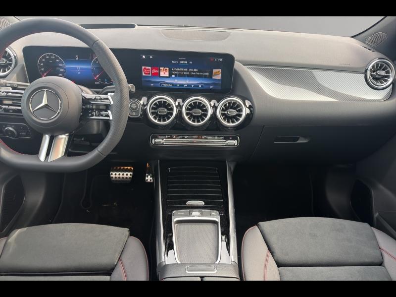 Image MERCEDES-BENZ GLA 200 d 150ch AMG Line 8G-DCT