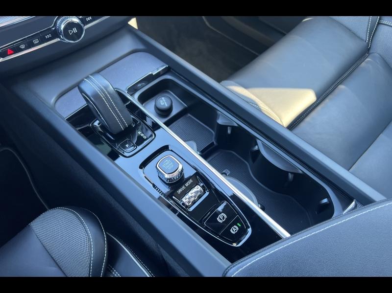 Image VOLVO XC60 T8 Twin Engine 303 + 87ch R-Design Geartronic