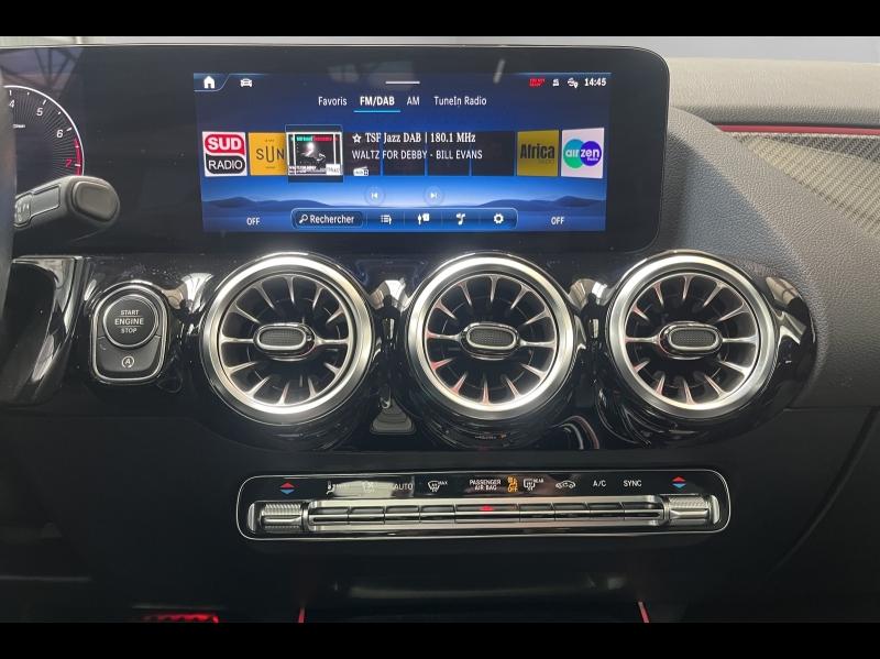 Image MERCEDES-BENZ GLA 200 163ch AMG Line 7G-DCT