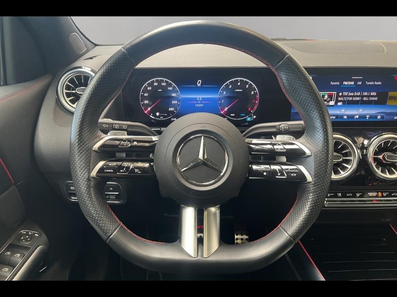 Image MERCEDES-BENZ GLA 200 163ch AMG Line 7G-DCT