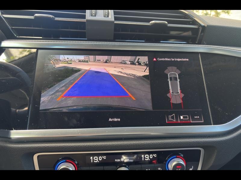 Image AUDI Q3 35 TDI 150ch Design S tronic 7