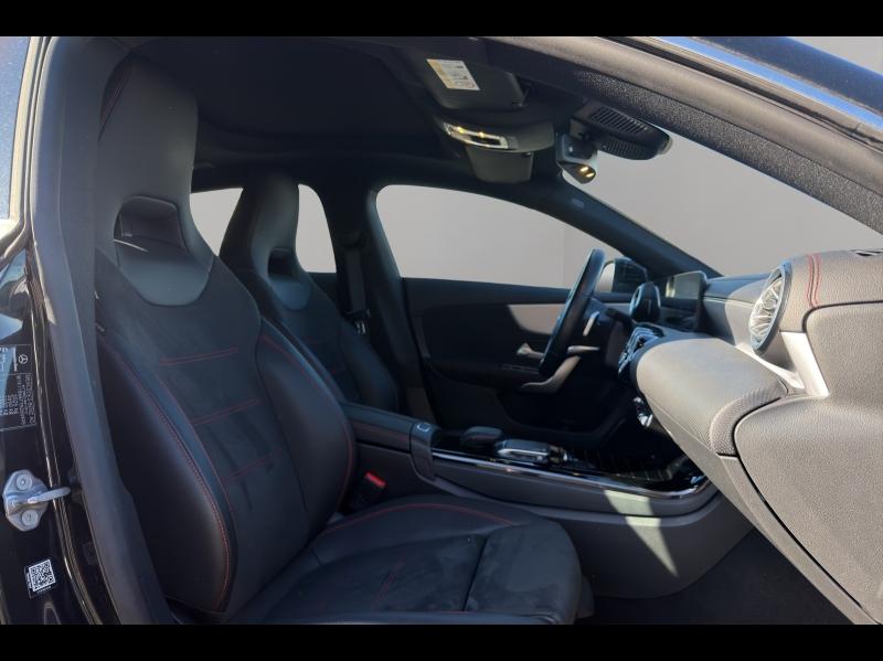 Image MERCEDES-BENZ CLA Shooting Brake 200 163ch AMG Line 7G-DCT 9cv