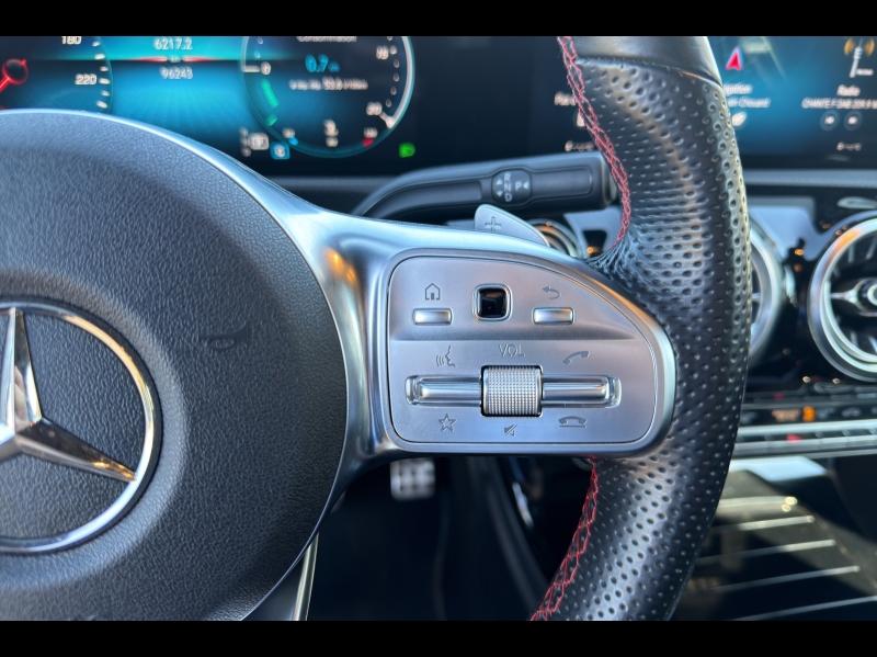 Image MERCEDES-BENZ CLA Shooting Brake 200 163ch AMG Line 7G-DCT 9cv