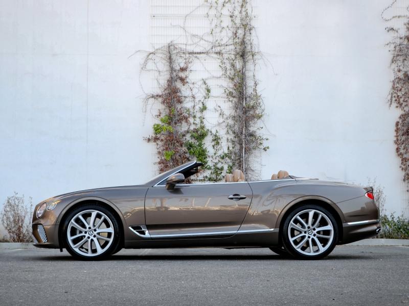 Image BENTLEY CONTINENTAL GTC 550ch