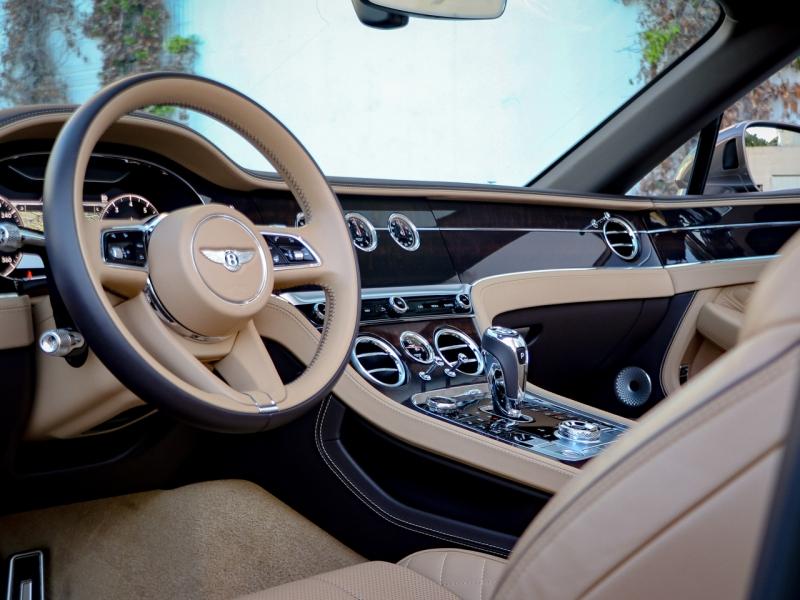 Image BENTLEY CONTINENTAL GTC 550ch