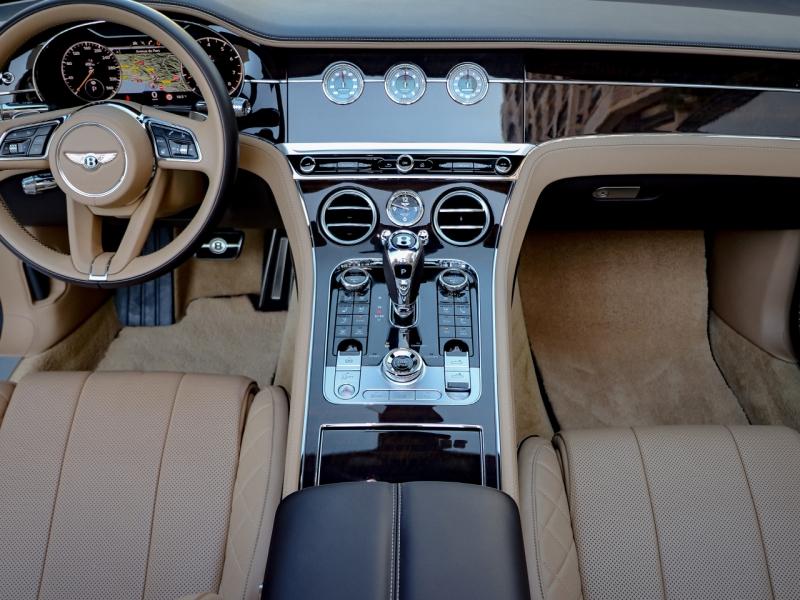 Image BENTLEY CONTINENTAL GTC 550ch