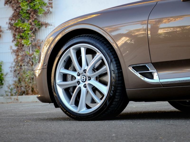 Image BENTLEY CONTINENTAL GTC 550ch