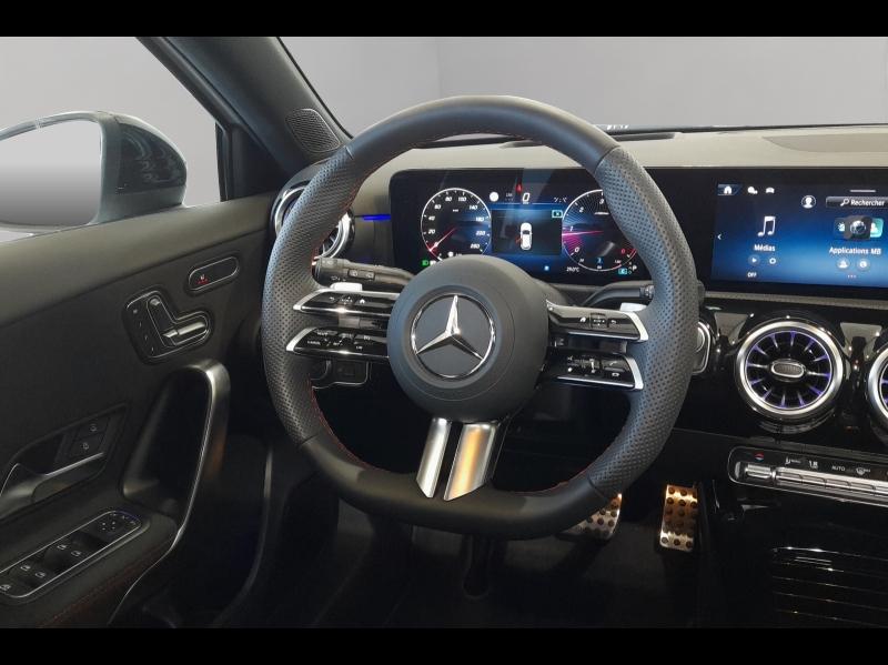 Image MERCEDES-BENZ Classe A 200 d 150ch AMG Line 8G-DCT