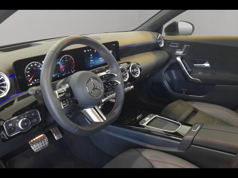 Image MERCEDES-BENZ Classe A 200 d 150ch AMG Line 8G-DCT