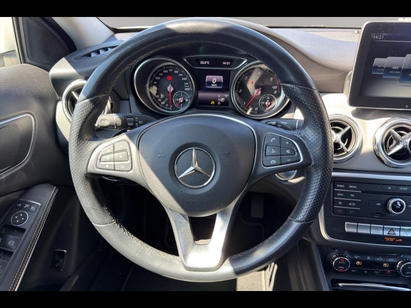 Image MERCEDES-BENZ GLA 220 d 170ch Inspiration 7G-DCT Euro6c