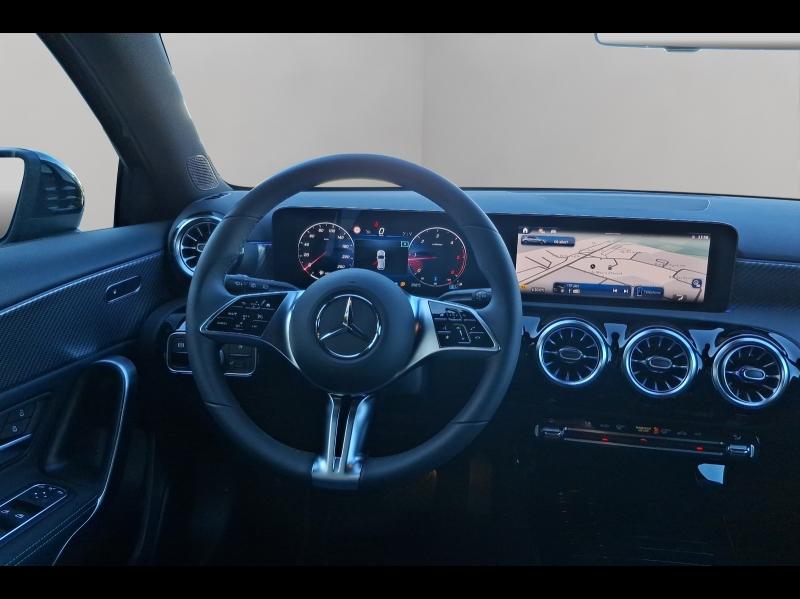 Image MERCEDES-BENZ Classe A 180 d 116ch Progressive Line 8G-DCT