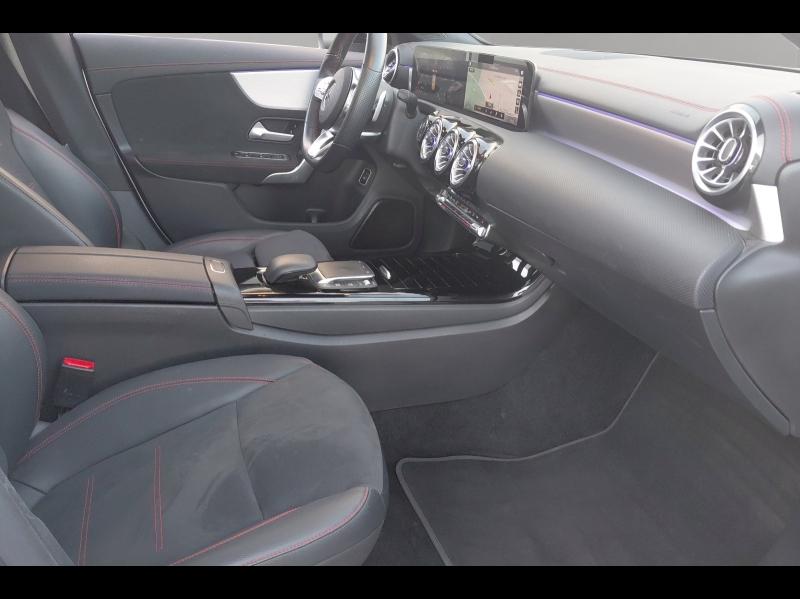 Image MERCEDES-BENZ CLA 220 d 190ch AMG Line 8G-DCT