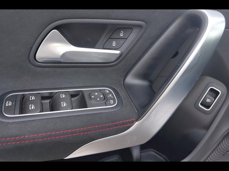 Image MERCEDES-BENZ CLA 220 d 190ch AMG Line 8G-DCT