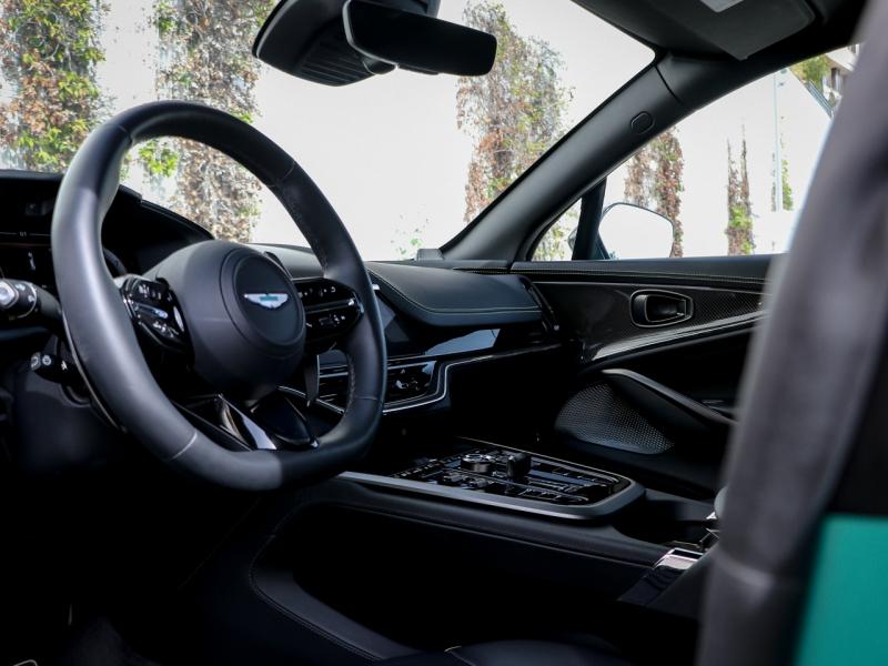 Image ASTON MARTIN DBX 4.0 V8 biturbo 707ch BVA9