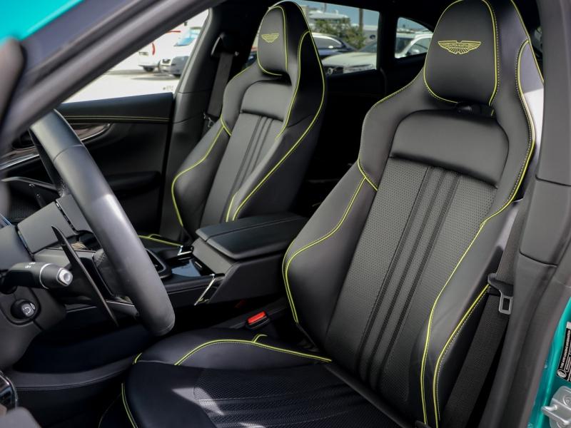 Image ASTON MARTIN DBX 4.0 V8 biturbo 707ch BVA9