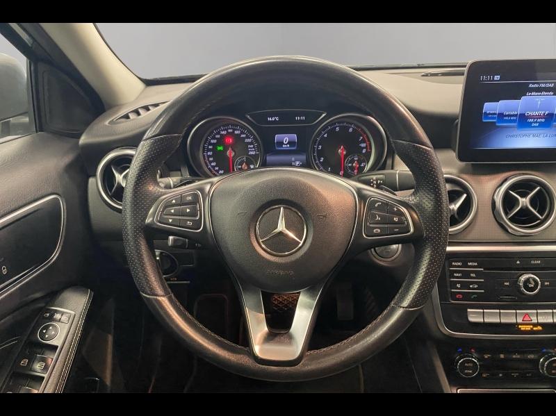 Image MERCEDES-BENZ GLA 180 122ch Sensation 7G-DCT Euro6d-T