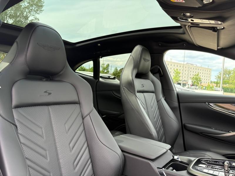 Image ASTON MARTIN DBX S 4.0 V8 biturbo 727ch BVA9