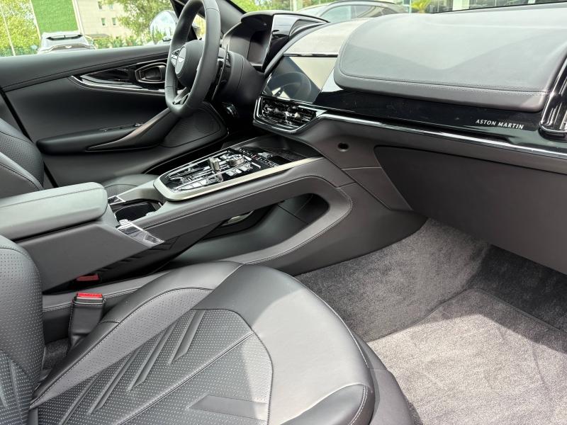 Image ASTON MARTIN DBX S 4.0 V8 biturbo 727ch BVA9