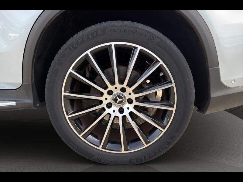 Image MERCEDES-BENZ GLC 220 d 194ch AMG Line 4Matic 9G-Tronic