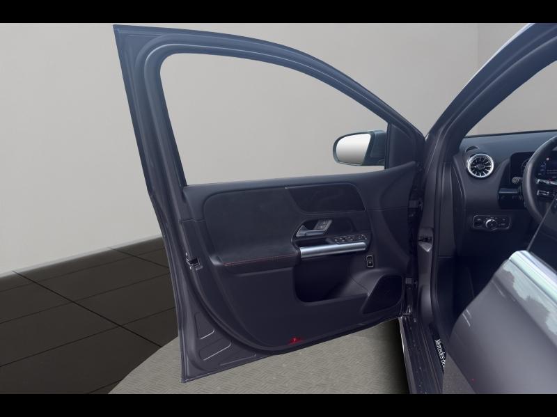 Image MERCEDES-BENZ Classe B 180 136ch AMG Line 7G-DCT