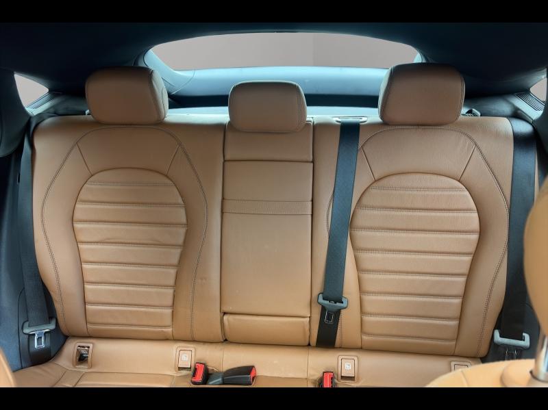 Image MERCEDES-BENZ GLC Coupé 300 de 194+122ch Business Line 4Matic 9G-Tronic
