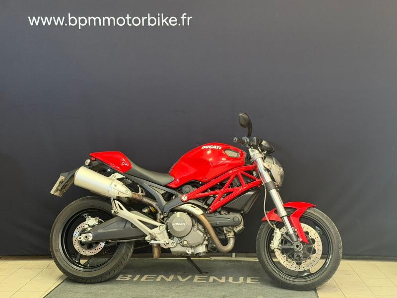 Photo DUCATI Monster Monster 696 +