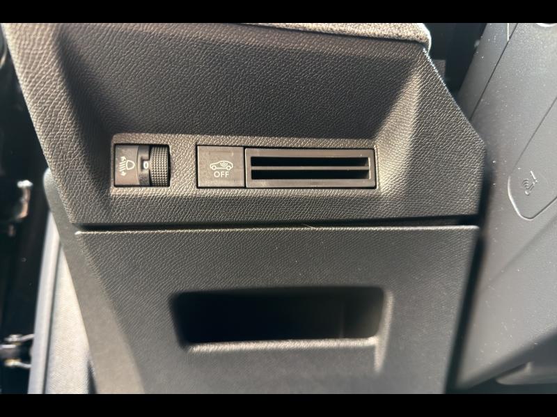 Image PEUGEOT 3008 1.2 Hybrid 136ch Allure e-DCS6