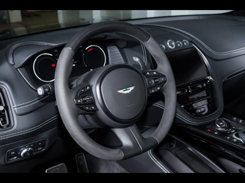 Image ASTON MARTIN DBX 4.0 V8 biturbo 707ch BVA9