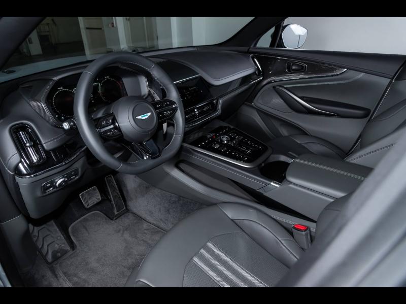 Image ASTON MARTIN DBX 4.0 V8 biturbo 707ch BVA9