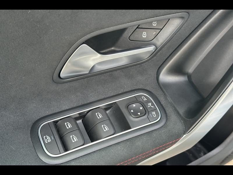Image MERCEDES-BENZ Classe A 250 e Hybrid EQ 163+109ch AMG Line 8G-DCT