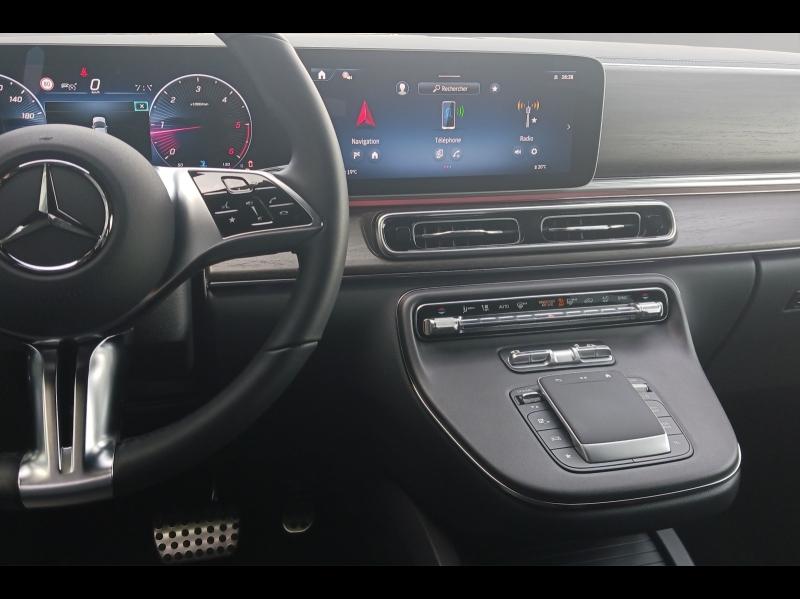 Image MERCEDES-BENZ Classe V 300 d Extra-Long AMG LINE Avantgarde Intégrale 9G-Tronic