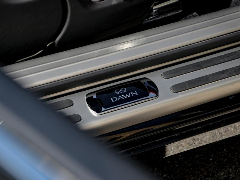 Image ROLLS-ROYCE Dawn V12 6.6 601ch Black Badge