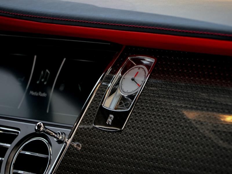 Image ROLLS-ROYCE Dawn V12 6.6 601ch Black Badge