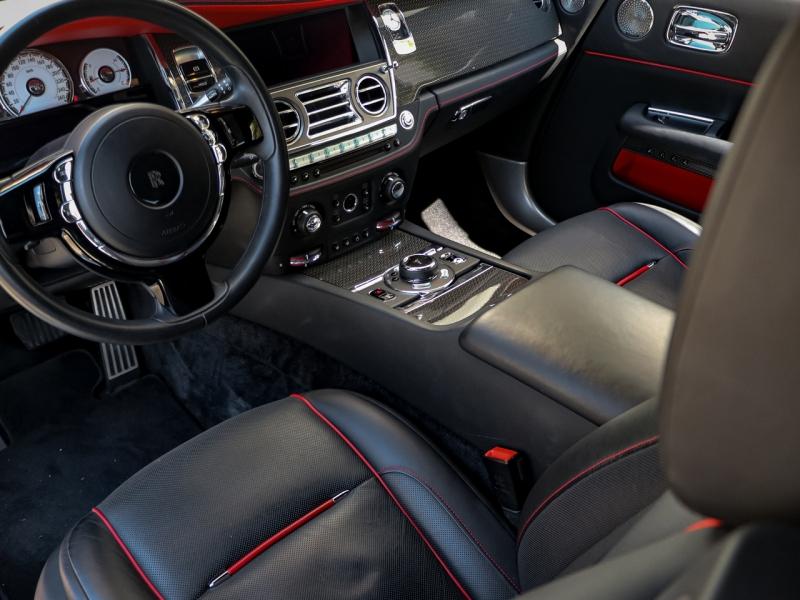 Image ROLLS-ROYCE Dawn V12 6.6 601ch Black Badge