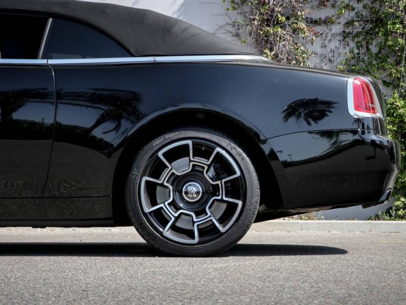 Image ROLLS-ROYCE Dawn V12 6.6 601ch Black Badge