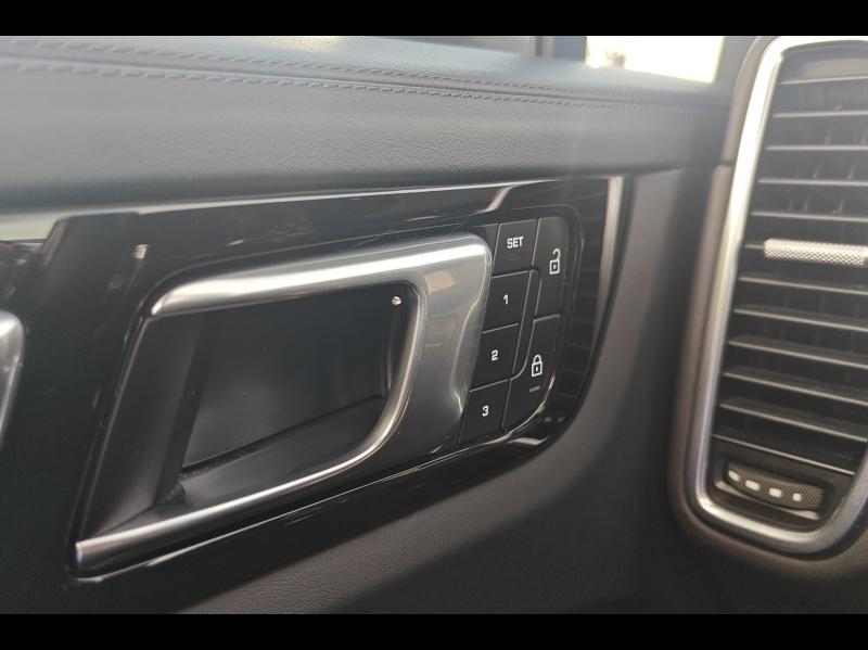 Image PORSCHE Cayenne 3.0 V6 462ch E-Hybrid Platinum Edition